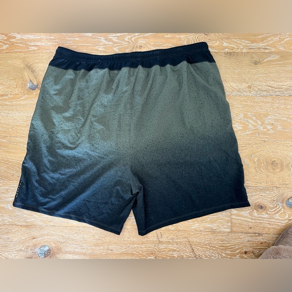 Old Navy 2XL Swim Trunks - Picture 2 of 3
